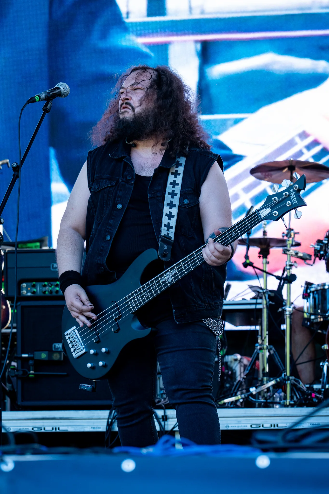 Cătălin Ungureanu - Bass Guitar and Backing Vocals